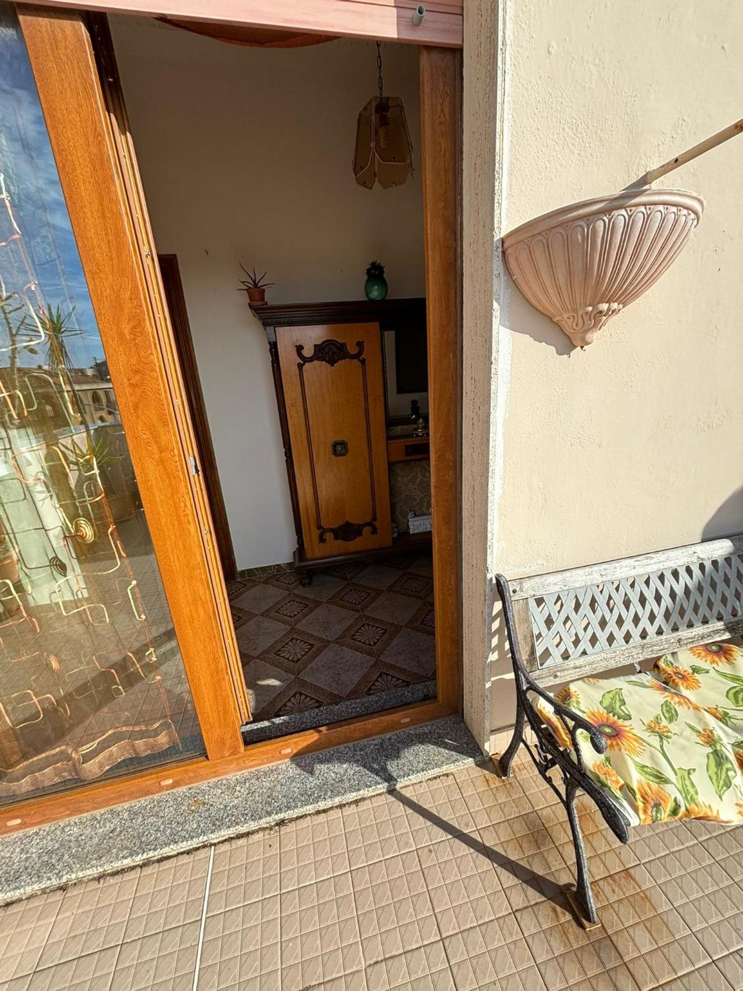 Pm 17 Via Galileo Galilei Guest House アルゲーロ エクステリア 写真